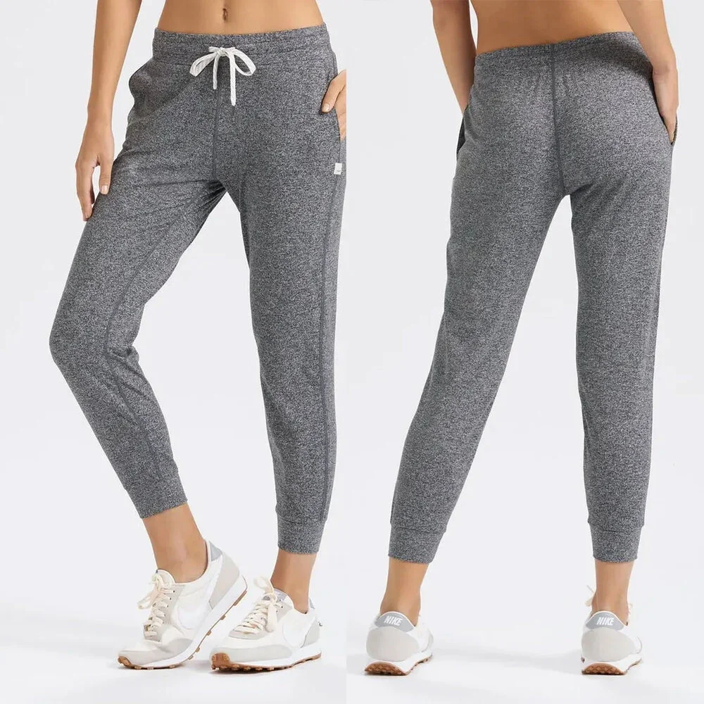 Vuori Performance Jogger Pants Heather Grey Women Size M DreamKnit VW303